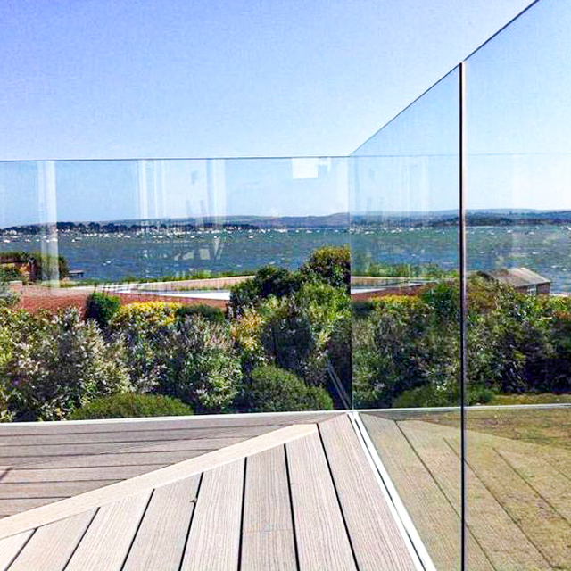 Modern Indoor And Outdoor Aluminum Frameless Glass Railing